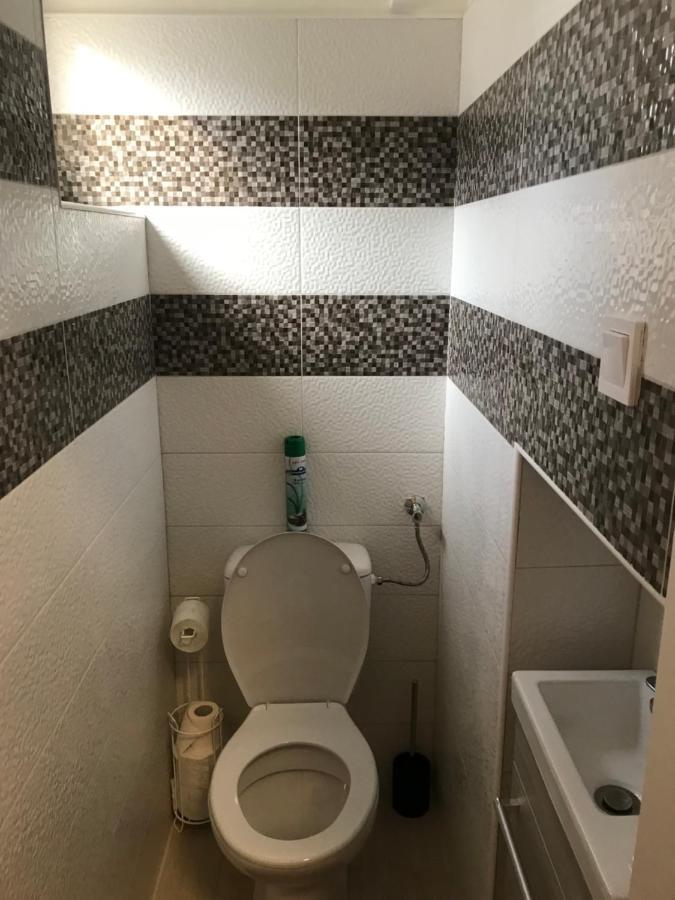 Mora Apartman 2 Kiskunfélegyháza Εξωτερικό φωτογραφία